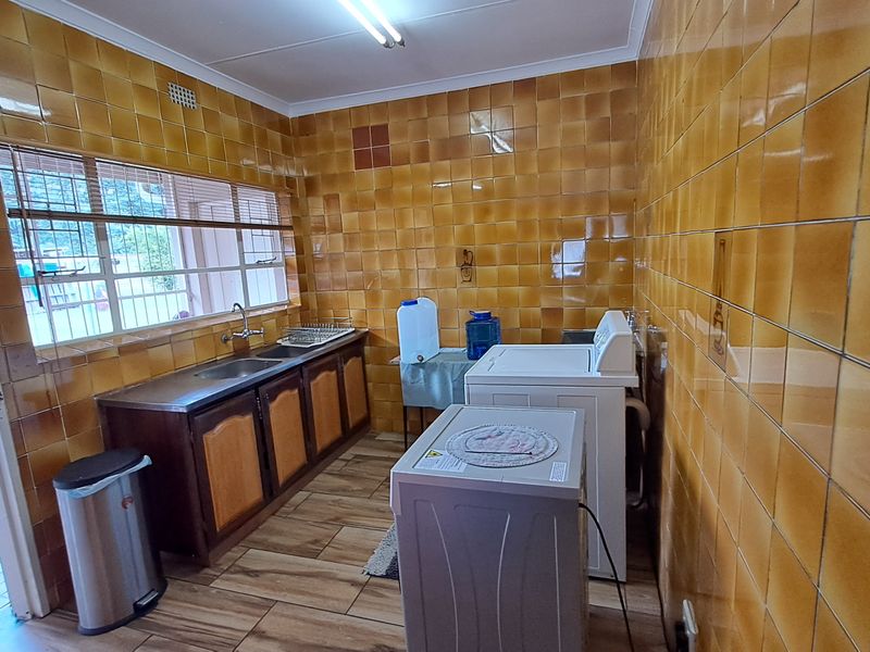 Charming 3-Bedroom Family Home with Beautiful Garden for sale in Balfour Mpumalanga - Photo 6