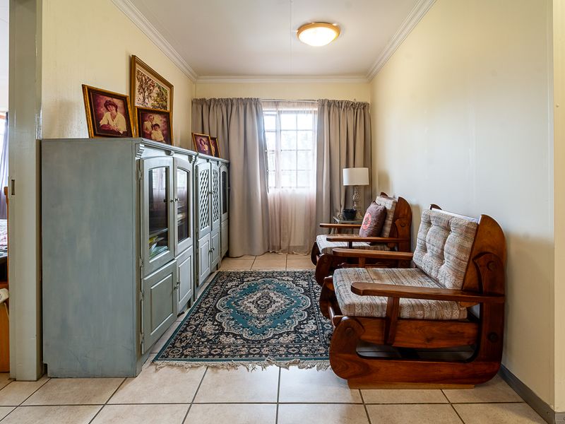 2 Bedroom Apartment in Willow Haven!!! - Photo 3