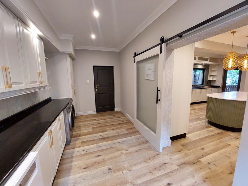 Magnificent grandeur on the Ridge in SAFE WATERKLOOF (Ridge) - Photo 10