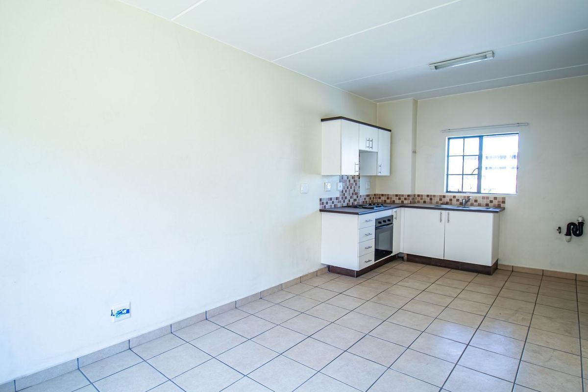 1 Bedroom and 1 bathroom apartment in Grand Central, Midrand - Photo 5