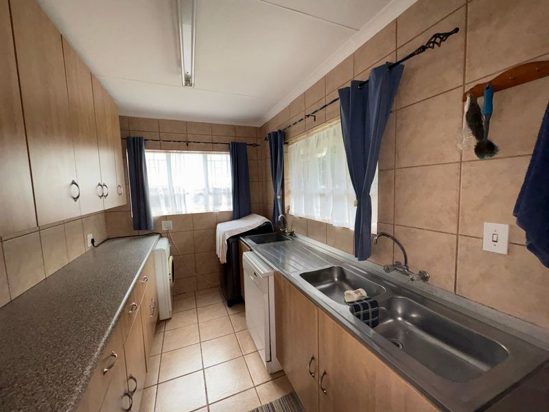 The Complete Family Home! - Photo 8