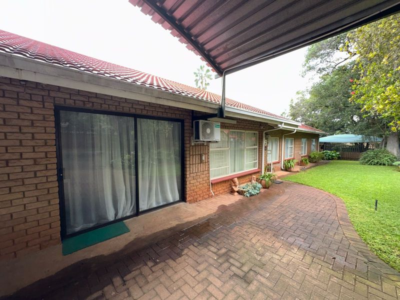 The Complete Family Home! - Photo 4