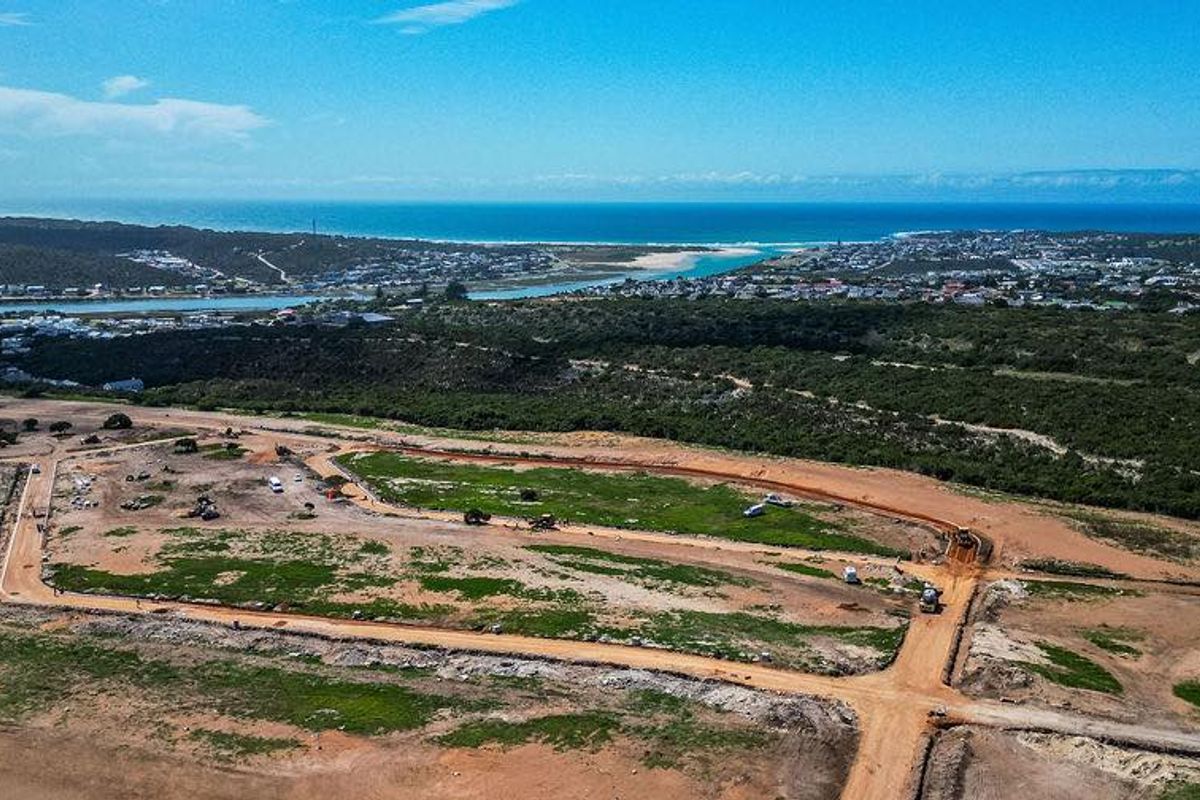 Your new chapter starts here - Where Nature Meets Possibility - Photo 3