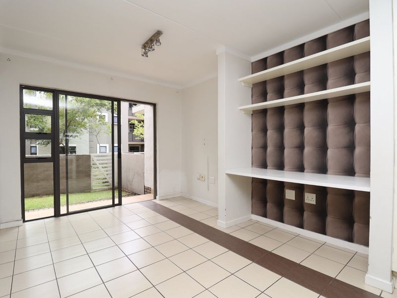 Modern 2 Bedroom 1 Bathroom ground floor apartment - Photo 6