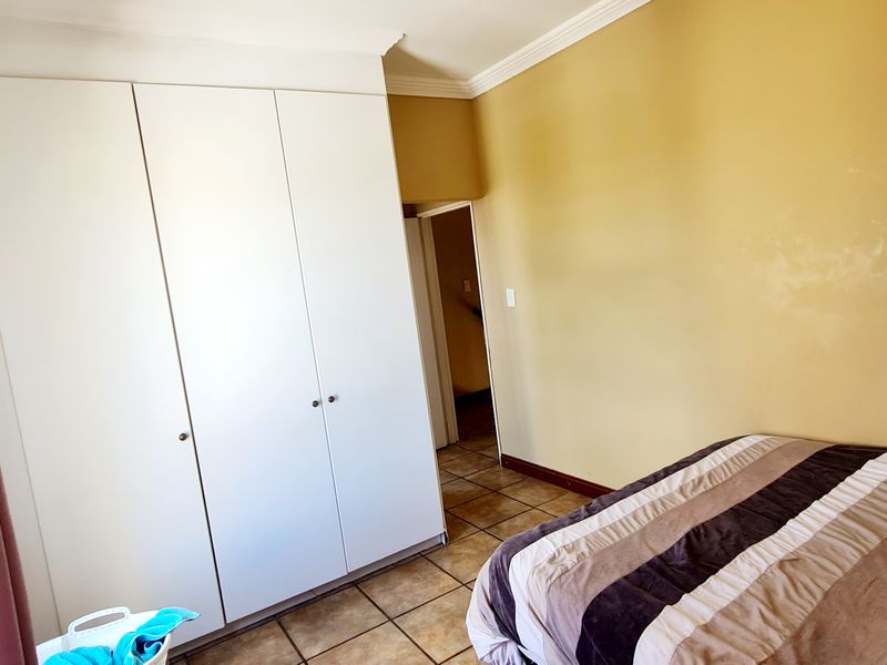2 Bedroom Townhouse in Security Estate For Sale in New Town, Louis Trichardt - Photo 9