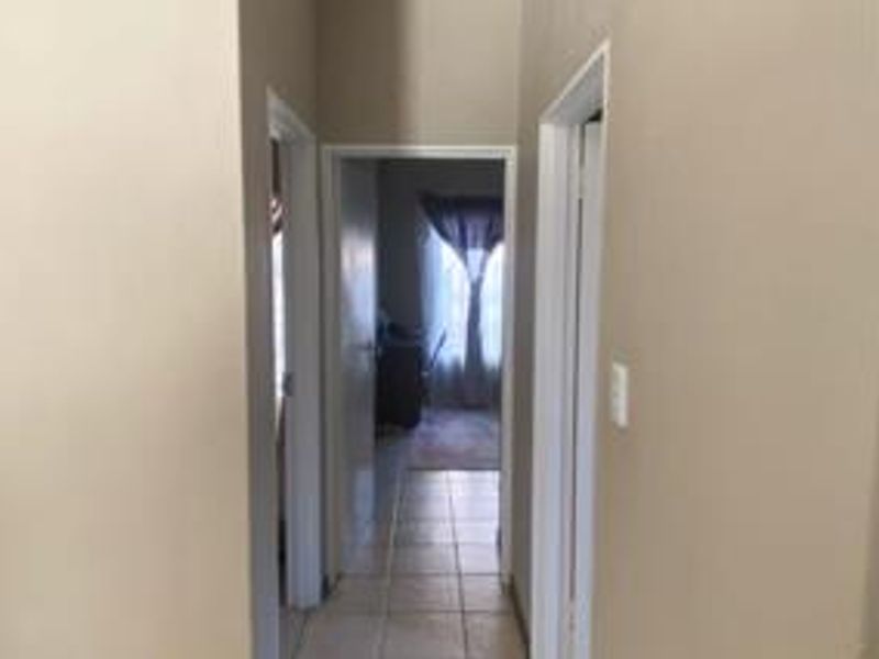 Your Wilgeheuwel Escape: Modern, Secure, and Ready for You - Photo 9