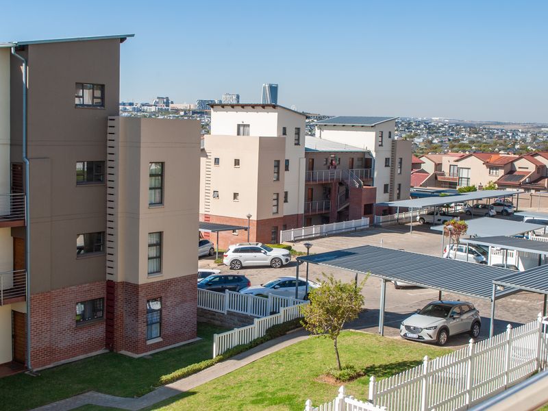 Contemporary living at St Aidans, Barbeque Downs - Photo 2