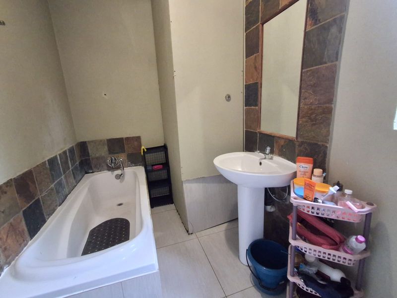 The Smart Start: Your Perfect Move-In Ready Home! - Photo 10