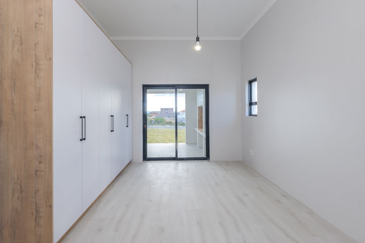 Brand New Home - Photo 5