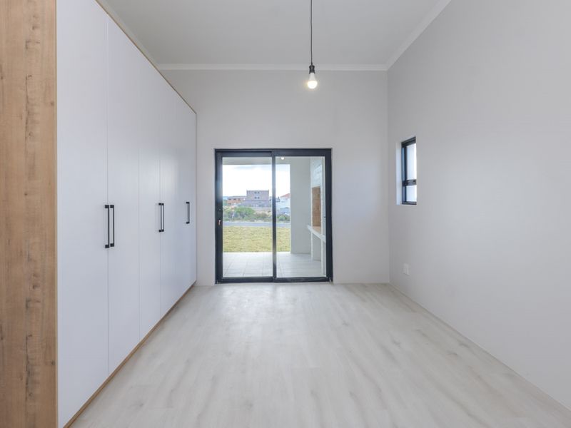 Brand New Home - Photo 5