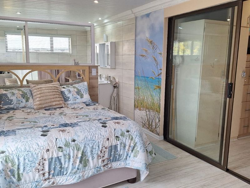 Double-Storey Family Home with Dual Living Potential! - Photo 8