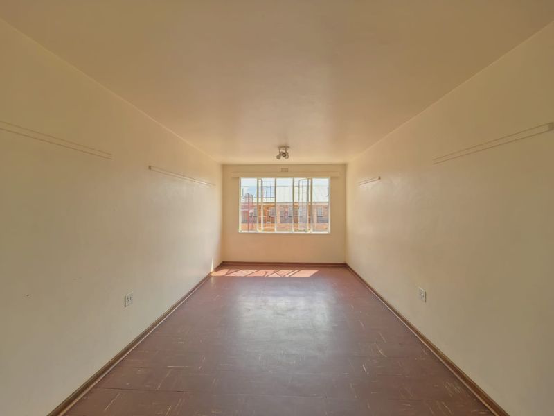 Ideal Starter Home - Photo 3