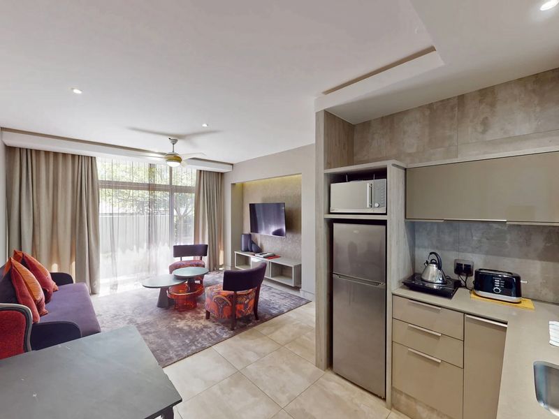 Exclusive Guesthouse for Sale in Prestigious Silver Lakes Game Reserve!!! - Photo 8