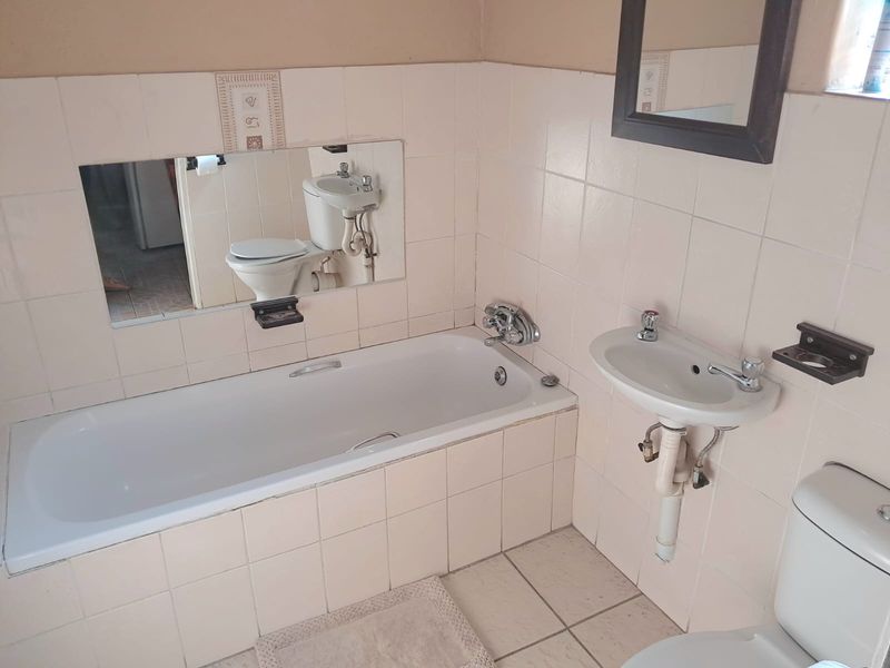 11-Bedroom Rental & Tourism Opportunity - Photo 8