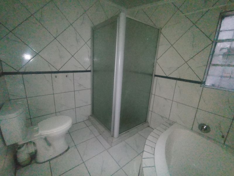 1 Bedroom Cottage to Rent in Florida North - Photo 10