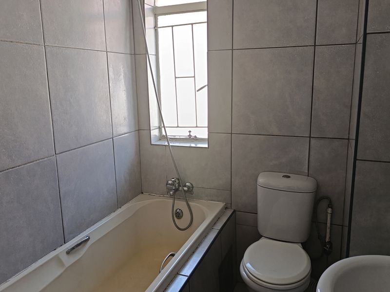 Investors Gem in Rietfontein Modern Townhouse with Fibre and Private Garden! - Photo 8