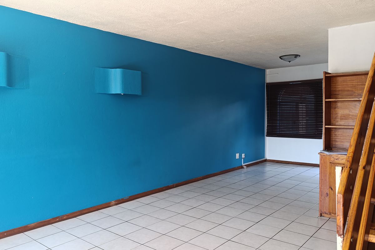 Investors Gem in Rietfontein Modern Townhouse with Fibre and Private Garden! - Photo 3