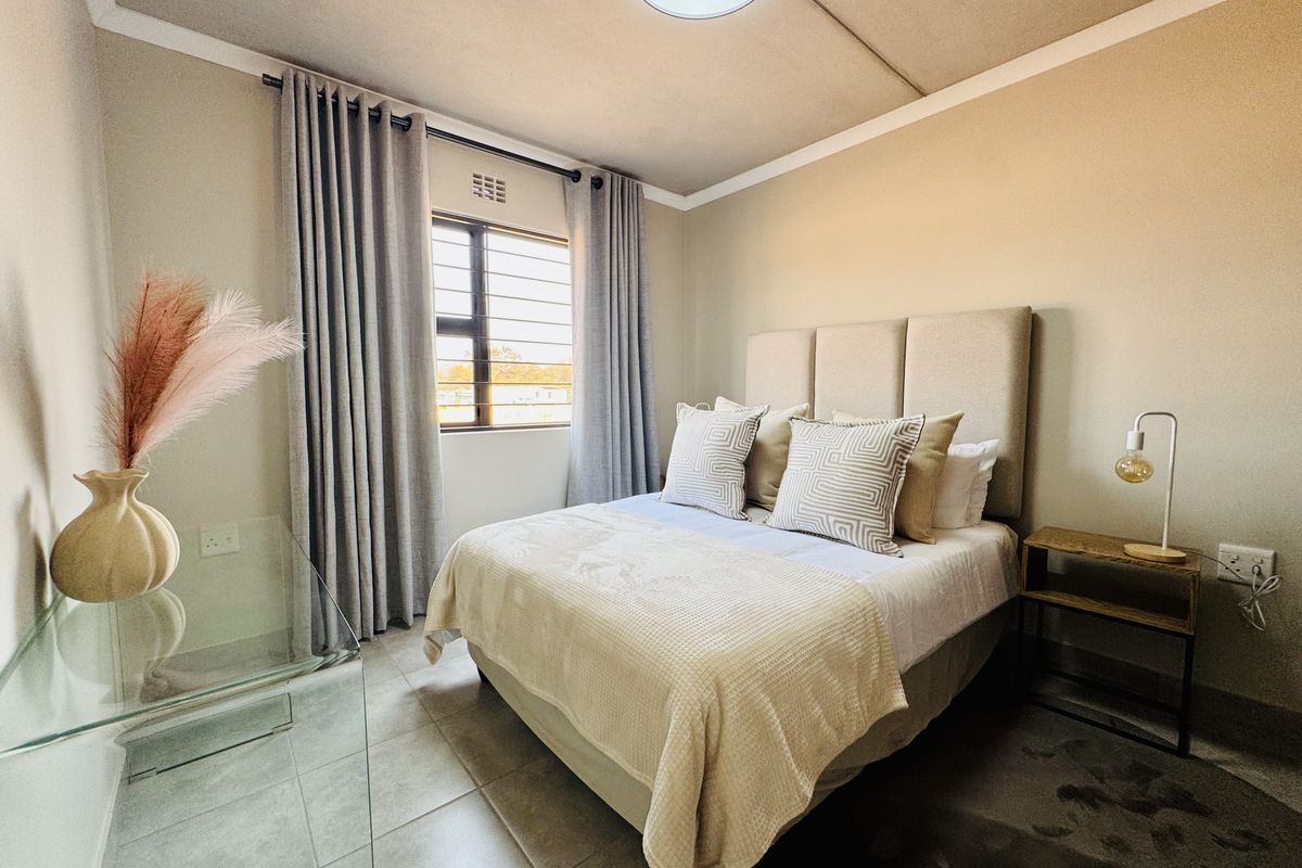 Modern 2-Bedroom Apartment with Garden Access in Montana - Photo 3