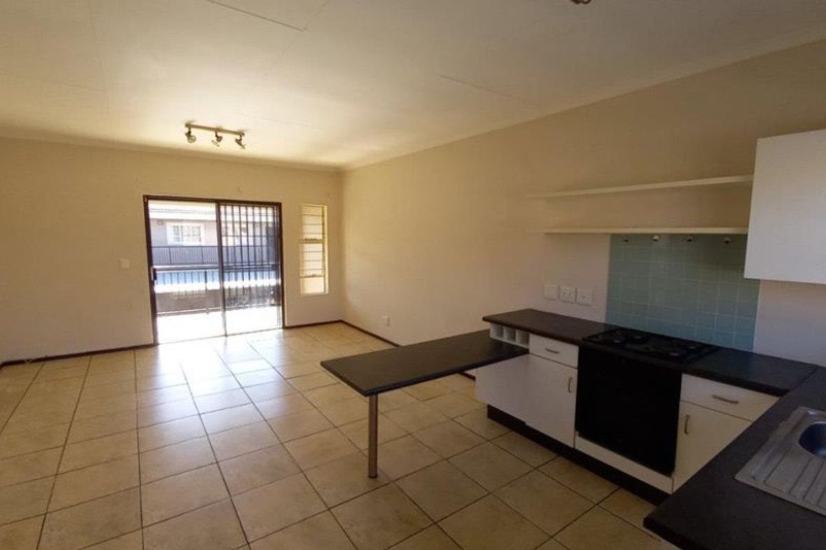 Modern 1-Bedroom First Floor Apartment - Photo 4