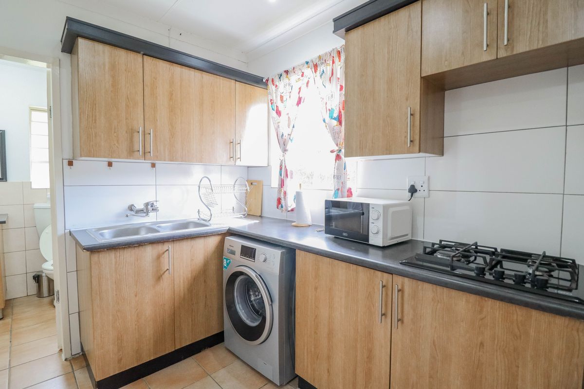 Fully furnished cottage - Photo 4