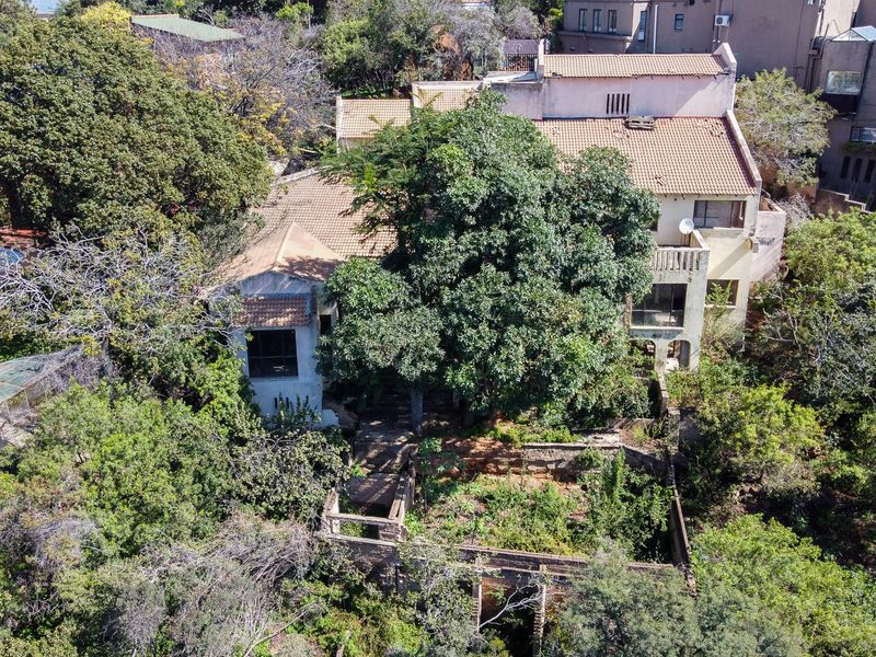 Renovate or Rebuild with Spectacular Views - Photo 6