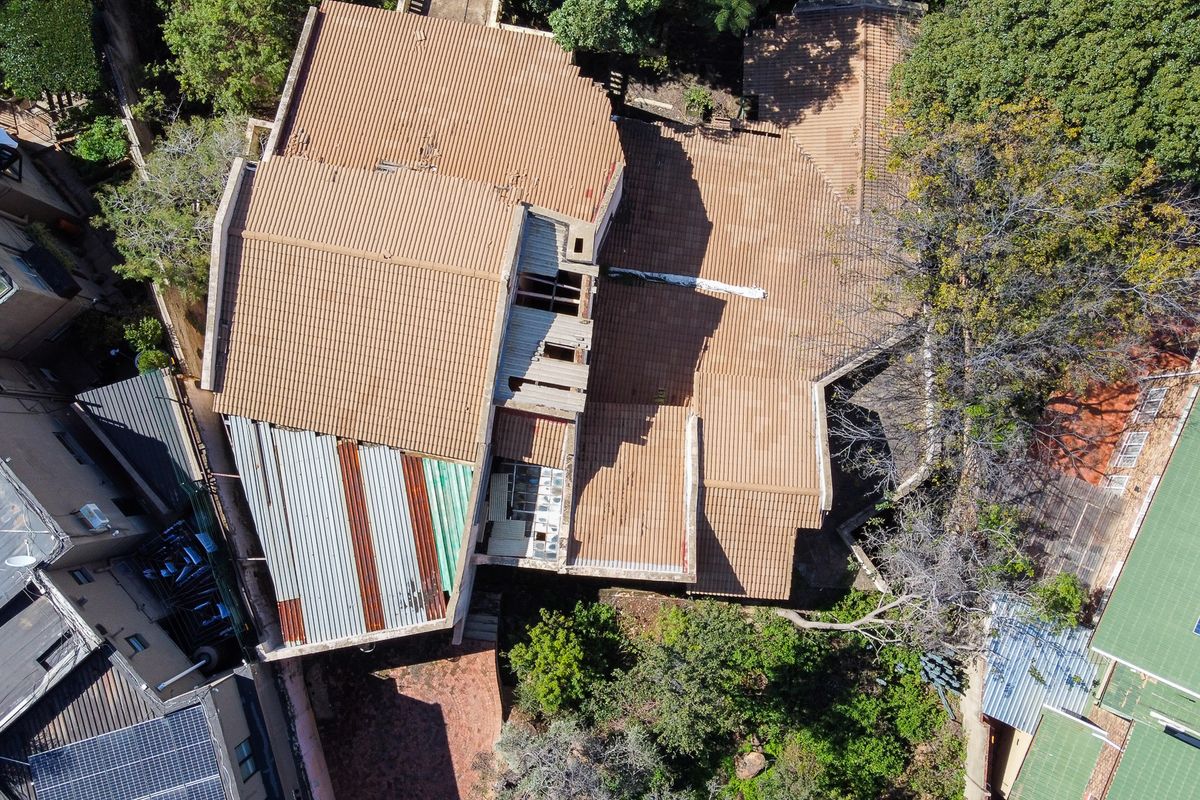 Renovate or Rebuild with Spectacular Views - Photo 5