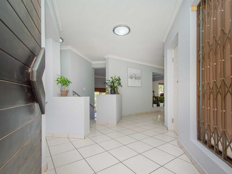 A Home of Distinction Set Amidst Natural Splendour - Photo 4