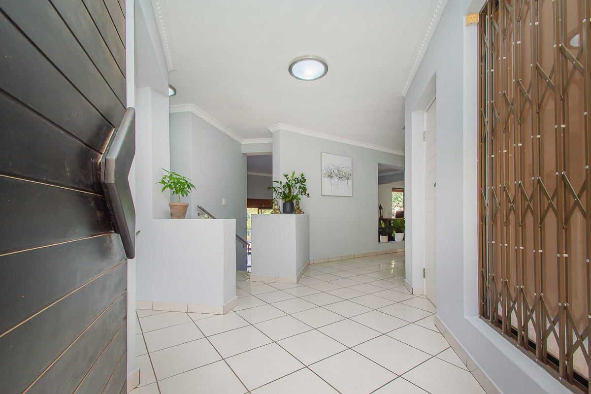 A Home of Distinction Set Amidst Natural Splendour - Photo 4