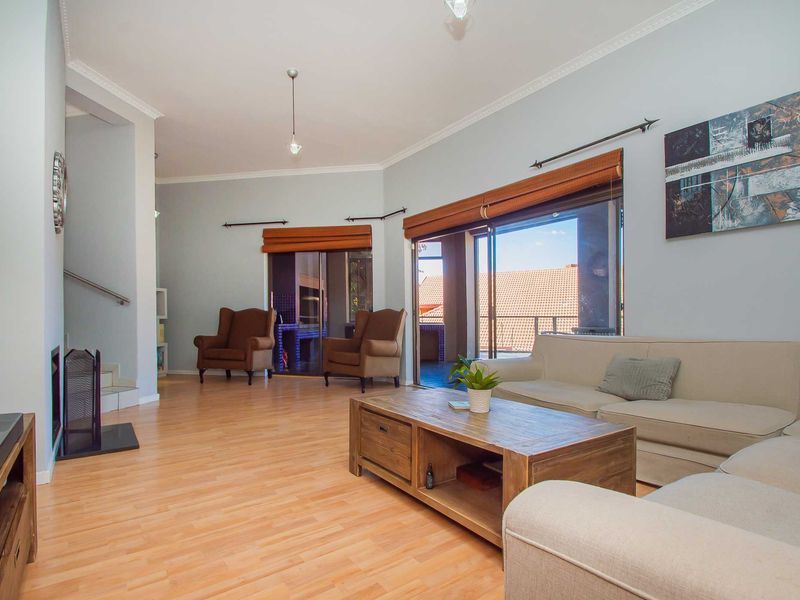 A Home of Distinction Set Amidst Natural Splendour - Photo 7