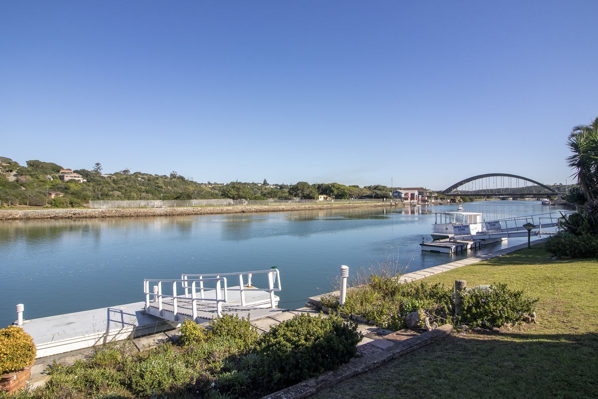 Elegant Waterfront Escape on Royal Alfred Marina, Port Alfred - Photo 2