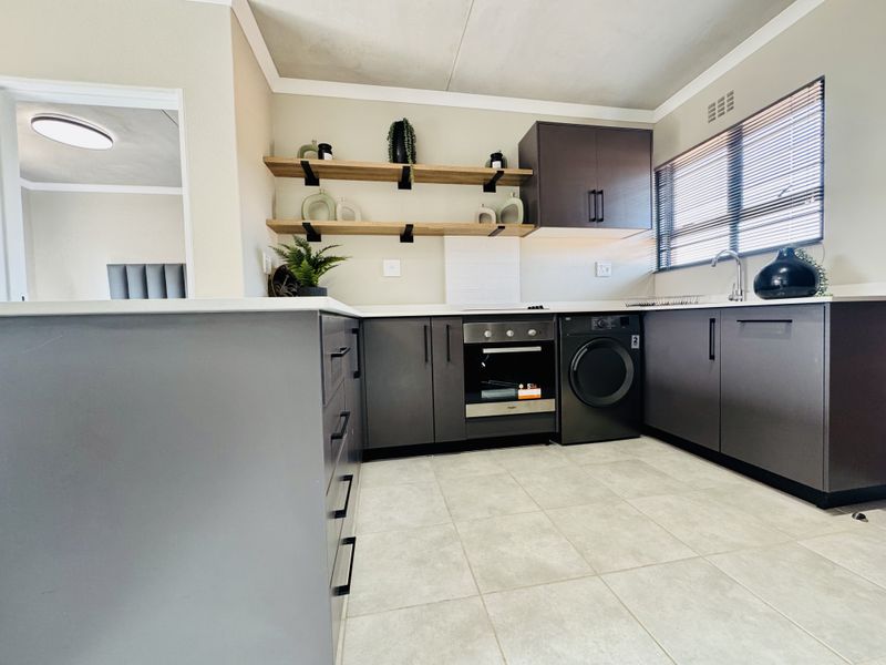 Modern 2-Bedroom Apartment for Sale in Montana - Photo 7