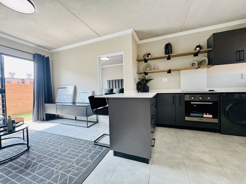 Modern 2-Bedroom Apartment for Sale in Montana - Photo 6