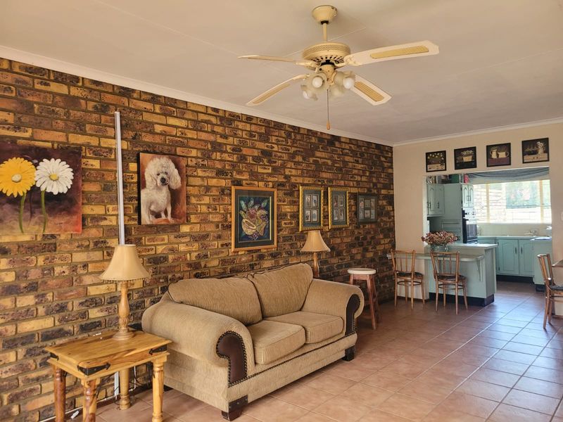 Loads of Character and Charm - Simplex Unit - Photo 10