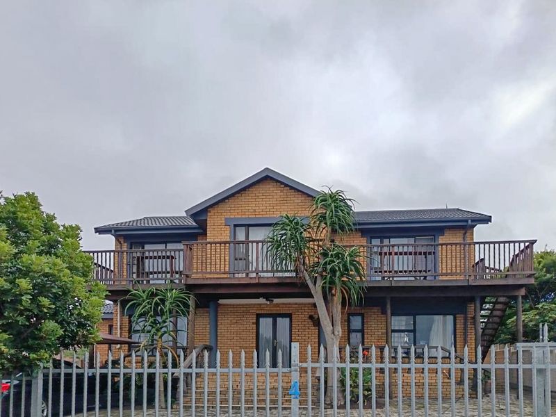 Two homes with separate entrances and spectacular sea views - Photo 1