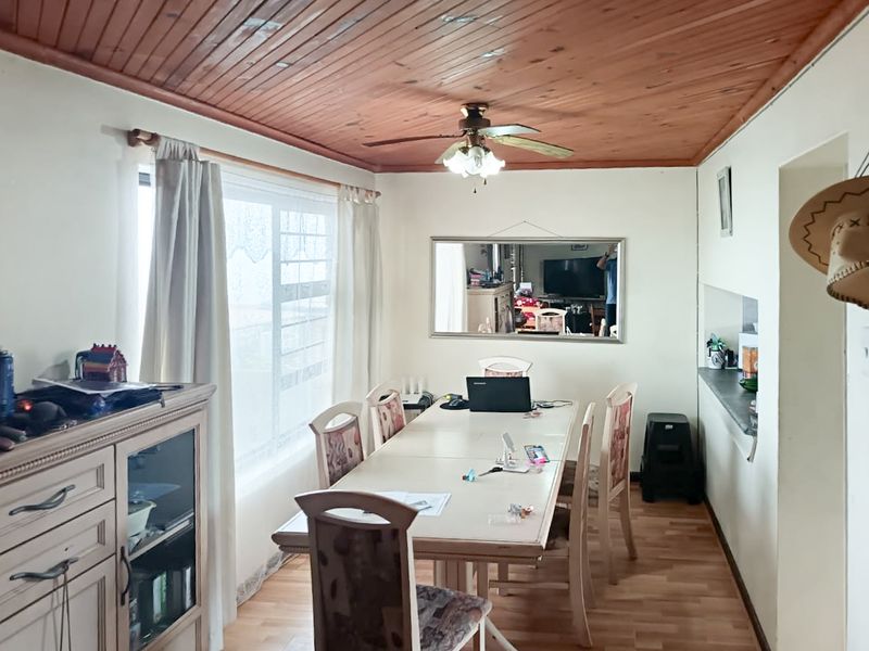 Two homes with separate entrances and spectacular sea views - Photo 6