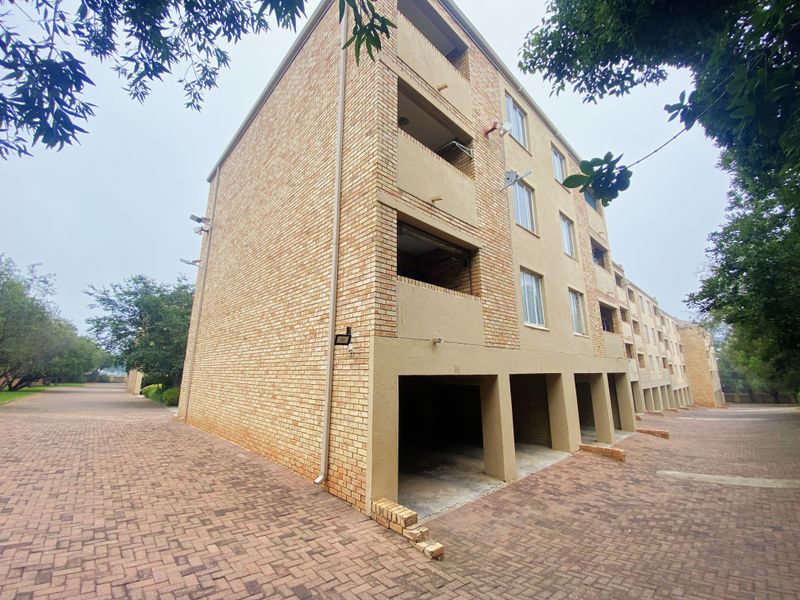 A Hidden Gem!! - Photo 2