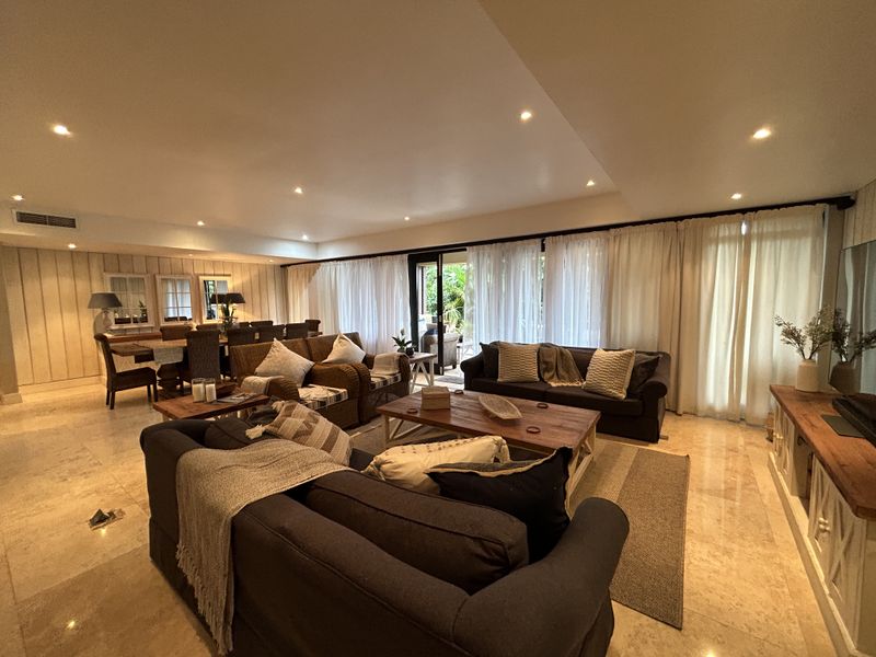 Luxury Apartment on Secure Golf Estate! - Photo 10