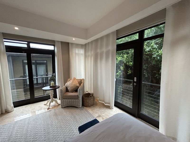 Luxury Apartment on Secure Golf Estate! - Photo 7