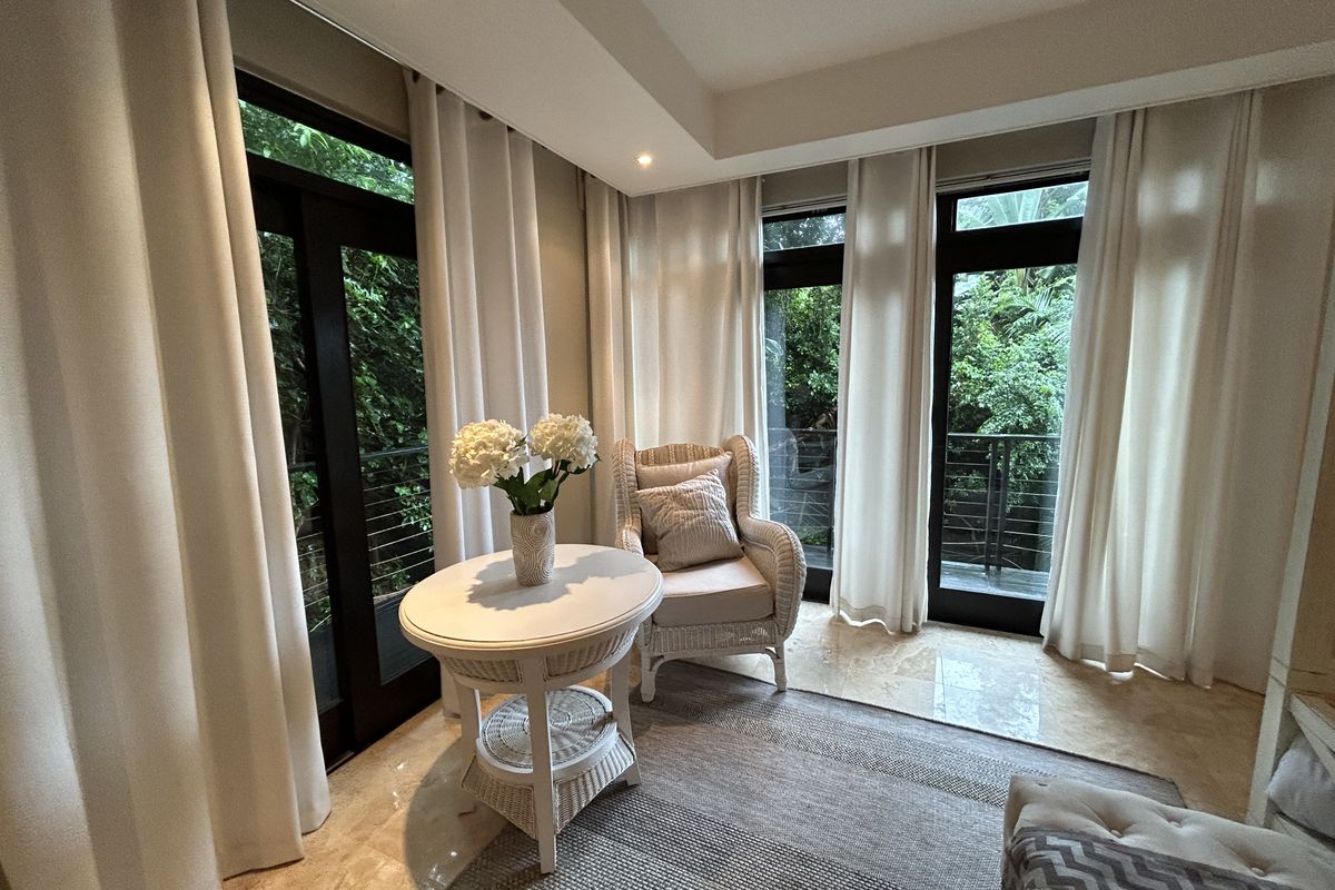 Luxury Apartment on Secure Golf Estate! - Photo 2