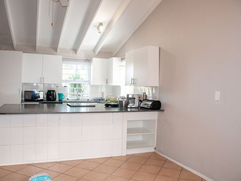 Private, Easy-Care Lifestyle For R1 200 000 - Photo 6