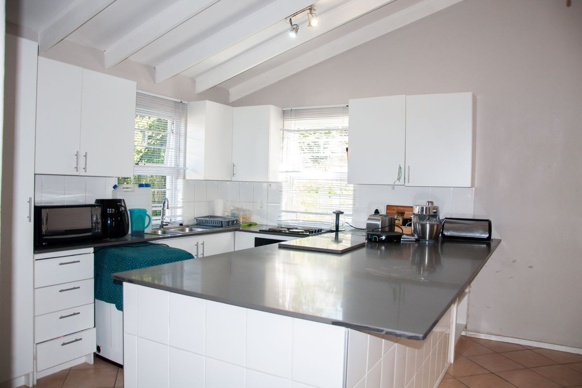 Private, Easy-Care Lifestyle For R1 200 000 - Photo 5