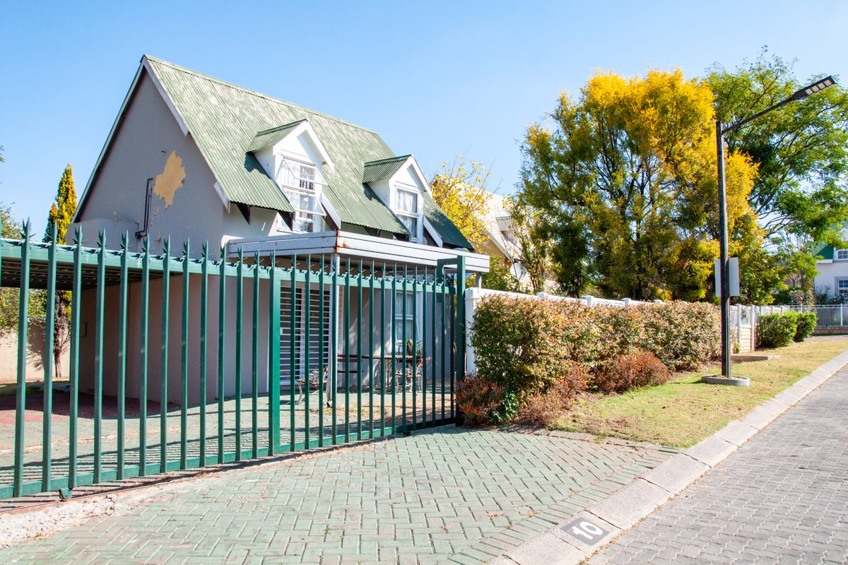 Private, Easy-Care Lifestyle For R1 200 000 - Photo 2