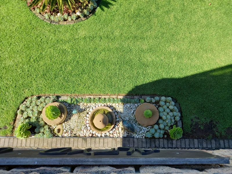 Stunning Hillside Retreat with Breathtaking Views - Photo 6