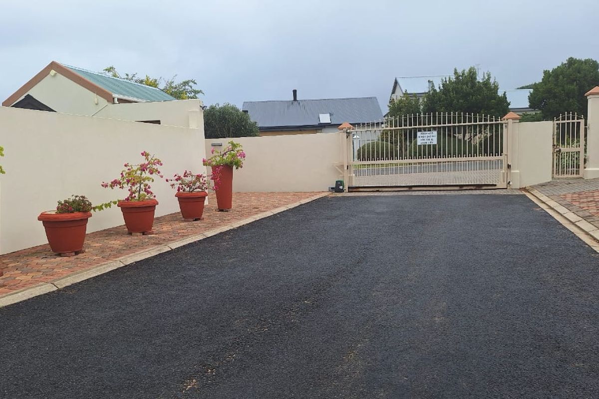 Blink and you will miss out. Great investment!! - Photo 4