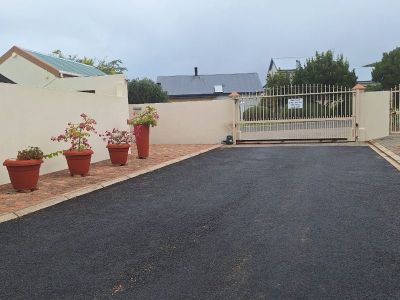 Blink and you will miss out. Great investment!! - Photo 4