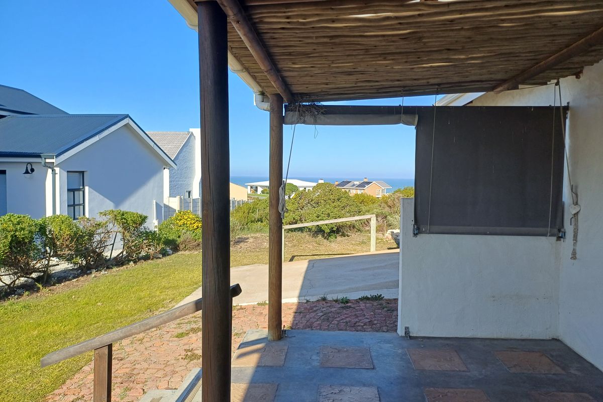 Charming 2-Bedroom Long-Term Rental in Struisbaai - Photo 3