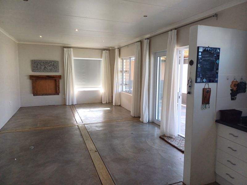 Charming 2-Bedroom Long-Term Rental in Struisbaai - Photo 9
