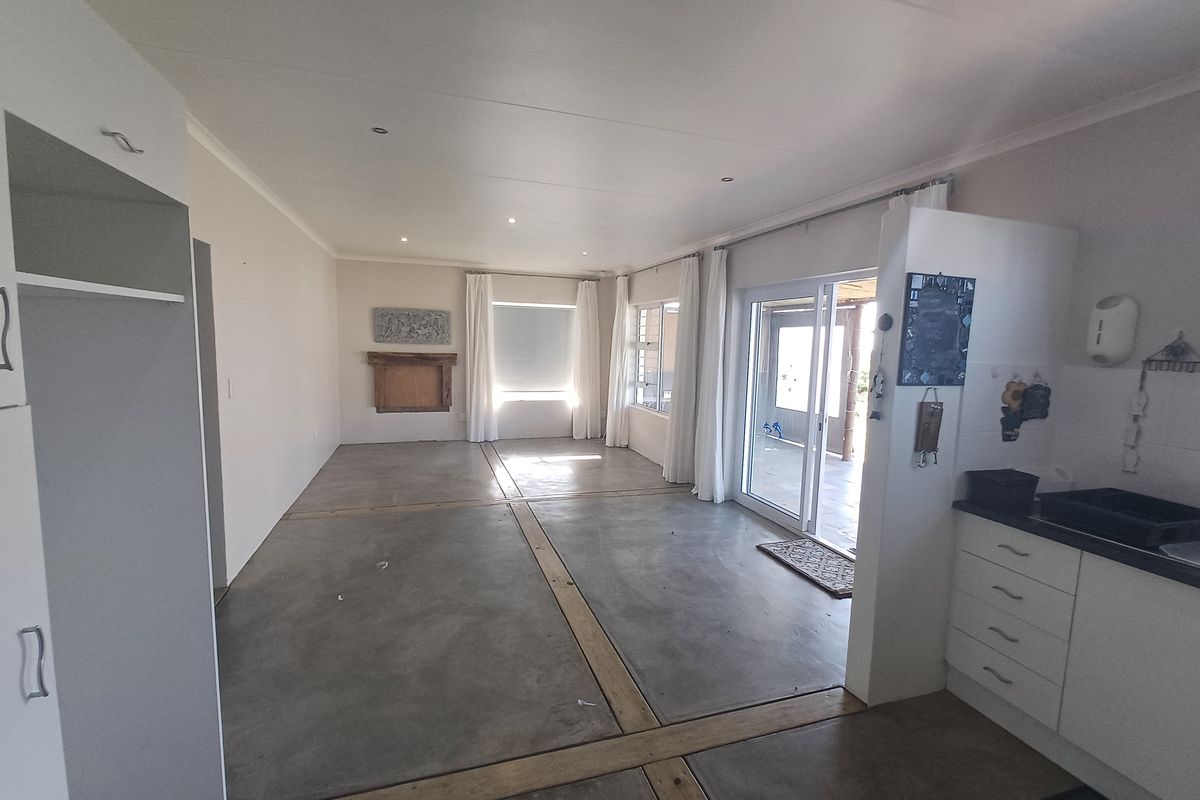 Charming 2-Bedroom Long-Term Rental in Struisbaai - Photo 4