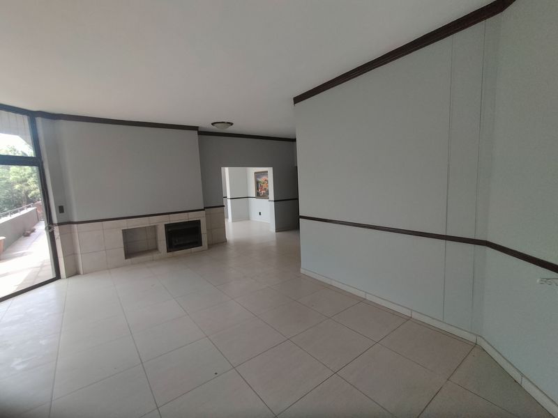 Live Large or Invest Bigger – Endless Possibilities Await in Florauna!" - Photo 8