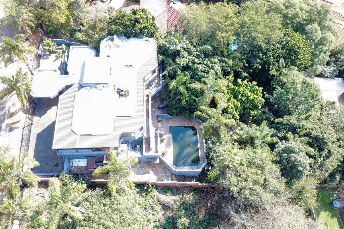 Live Large or Invest Bigger – Endless Possibilities Await in Florauna!" - Photo 3